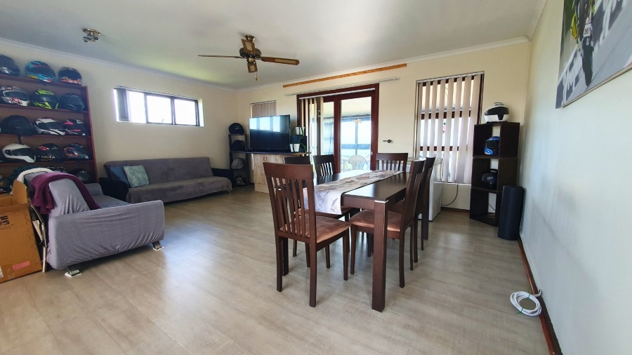 3 Bedroom Property for Sale in Dana Bay Western Cape